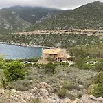 Two-storey Mansion At The Sea 別荘 *