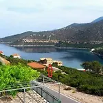 Two-storey Mansion At The Sea * Arkadiko Chorio