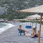 Two-storey Mansion At The Sea Vakantiehuis Arkadiko Chorio