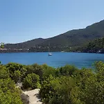 Two-storey Mansion At The Sea Arkadiko Chorio