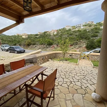 Дом отдыха Two-storey Mansion At The Sea *