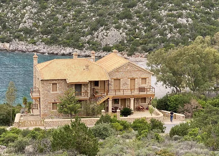 Two-storey Mansion At The Sea Casa vacanze *