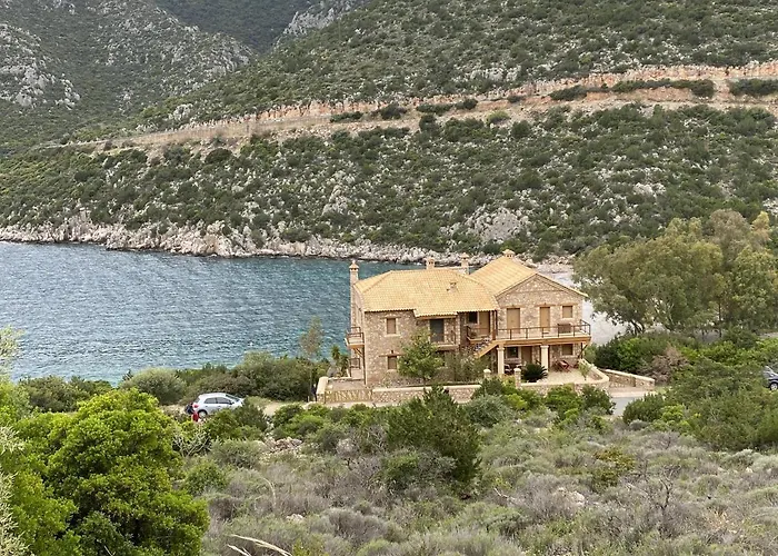 Two-storey Mansion At The Sea Arkadiko Chorio