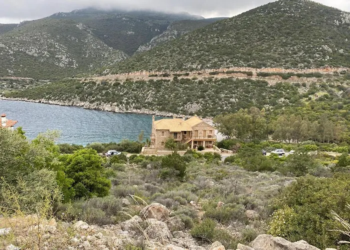 Two-storey Mansion At The Sea Casa vacanze *