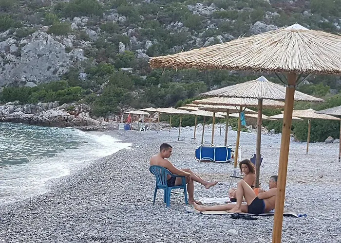 Two-storey Mansion At The Sea Casa vacanze Arkadiko Chorio