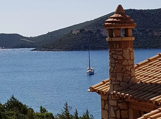 Two-storey Mansion At The Sea Arkadiko Chorio